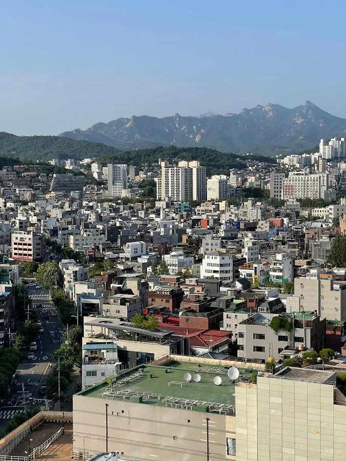 Hongdae Residence-2 1Min From Hongik Uni Station Exit #1 Seoul 0*,